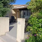 Naturiste Cap D'agde Port Venus 49 * Agde