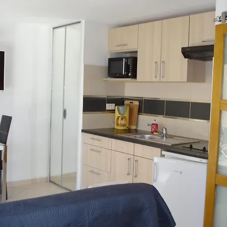 Naturiste Cap D'agde Port Venus 49 *