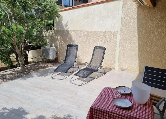 Naturiste Cap D'agde Port Vénus 49 * Agde